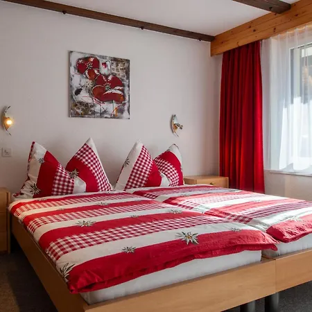 Haus Azur Studio Nr- 8 By Interhome * Saas-Almagell